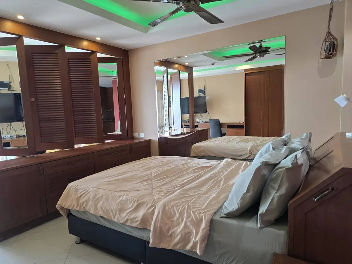 View Talay 7 Beachfront Condominium for Rent in Jomtien