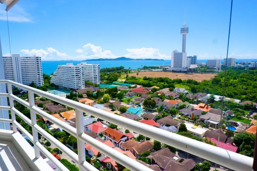 View Talay 5 Beachfront Condominium for Rent in Jomtien